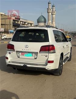 لكزس LX